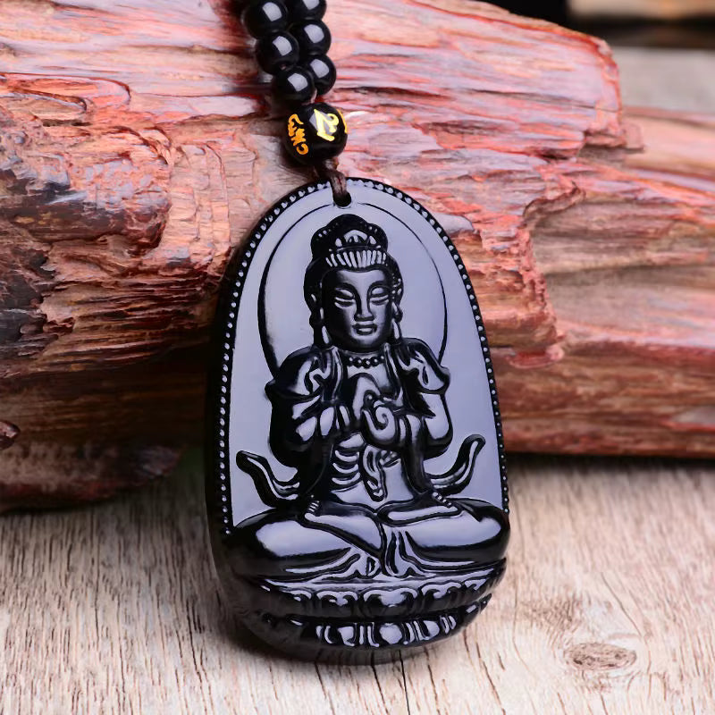 COLLAR BUDA MEDITANDO