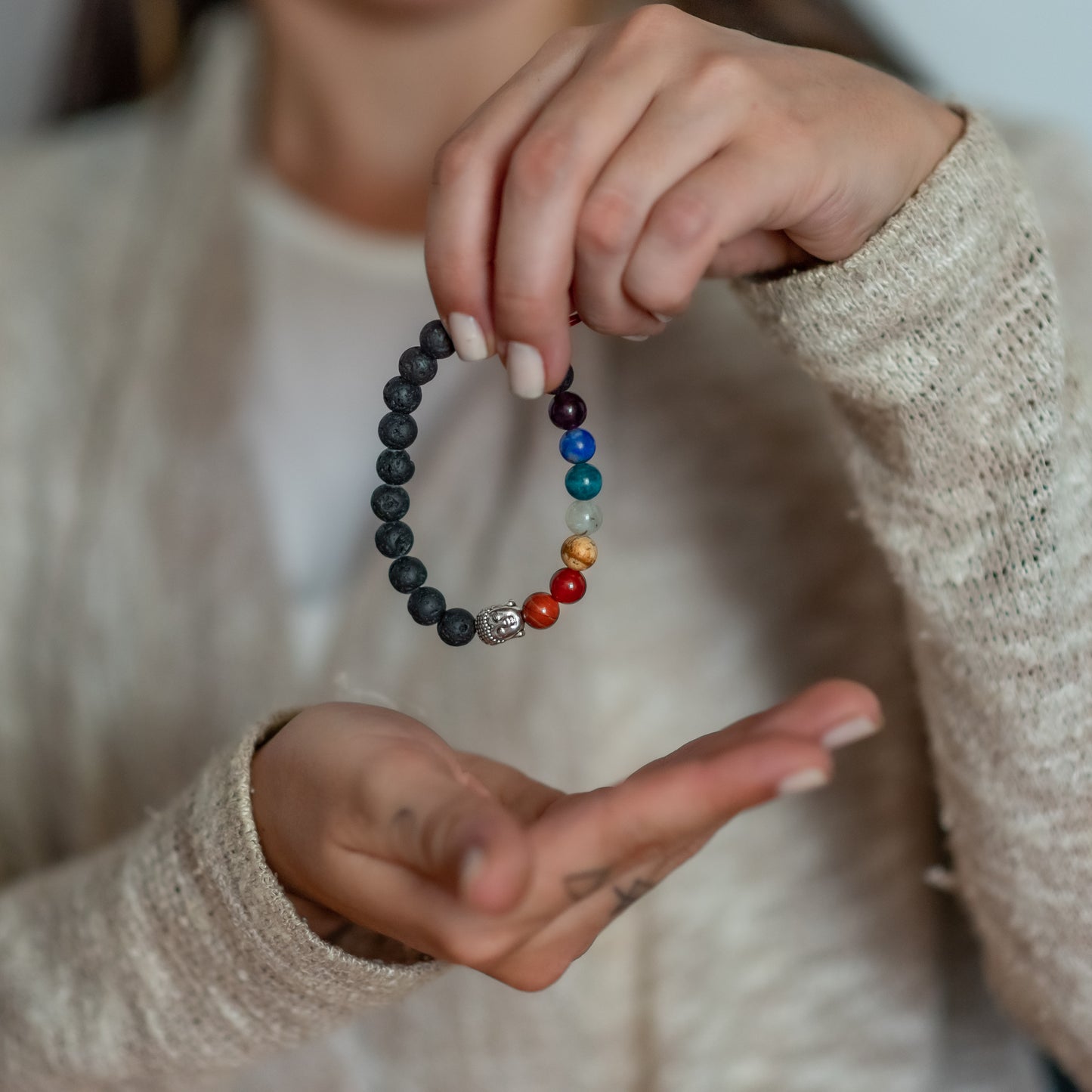 BRAZALETE 7 CHAKRAS (piedra volcanica)